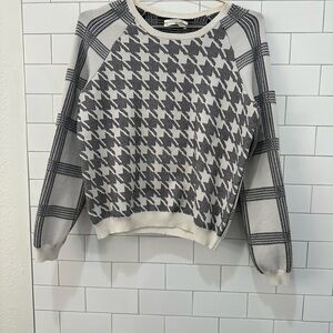 Anthropologie Houndstooth Sweater Size M